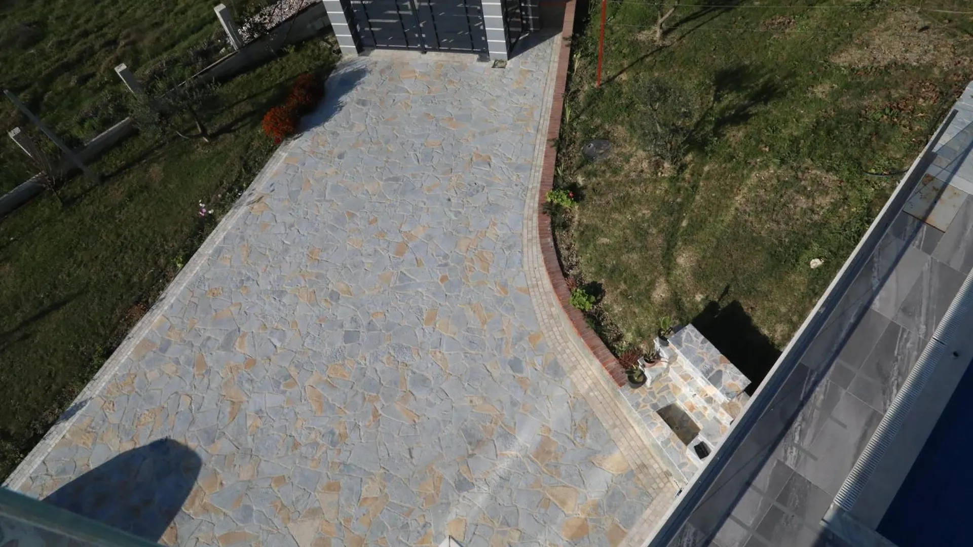 Garden Hill Villa Durres contacts